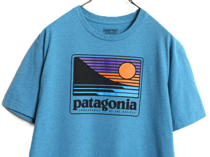 17年製 パタゴニア プリント 半袖 Tシャツ メンズ L 古着 Patagonia アウトドア グラフィック アート スリムフィット クルーネック ブルー
