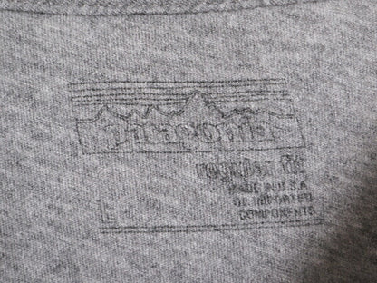 17年製 USA製 パタゴニア プリント 半袖 Tシャツ レディース L 古着 Patagonia アウトドア オーガニックコットン パステル フィッツロイ 灰