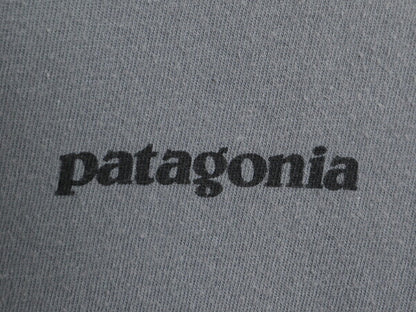17年製 パタゴニア 両面 プリント 半袖 Tシャツ メンズ L / 古着 Patagonia アウトドア フィッツロイ P6 ボックスロゴ バックプリント 灰