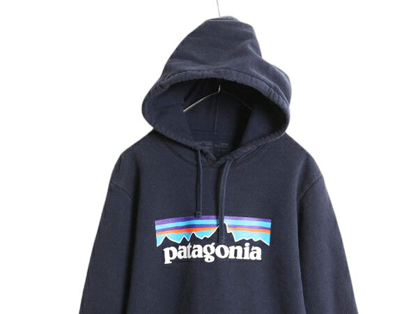 パタゴニア プリント スウェット フード パーカー メンズ М レディース L 紺 23年製 トレーナー アウトドア プルオーバー 裏起毛 ネイビー