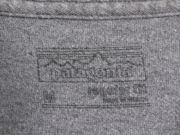 パタゴニア プリント 長袖 Tシャツ メンズ М 古着 Patagonia アウトドア ロンT グラフィック ステッカー ロゴ ワンポイント クルーネック