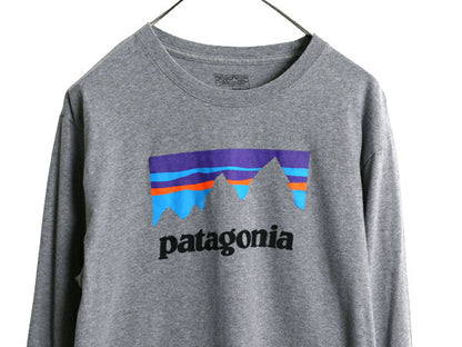 パタゴニア プリント 長袖 Tシャツ メンズ L / 古着 17年製 アウトドア ロンT ロングスリーブ P-6 グラフィック ステッカー ロゴT グレー