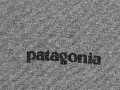 パタゴニア 両面 プリント 長袖 Tシャツ メンズ L / 古着 17年製 Patagonia アウトドア ロンT ロングスリーブ ロゴT P6 バックプリント 灰