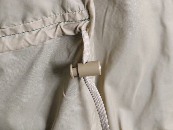 70s 80s エディーバウアー マウンテンパーカー ジャケット メンズ L 古着 Eddie Bauer 黒タグ ヴィンテージ アウトドア ナイロン フード 緑