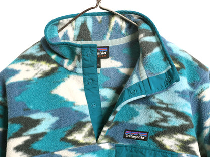 パタゴニア 総柄 ライトウェイト シンチラ スナップT レディース M 古着 17年製 フリース プルオーバー ジャケット ブルゾン マルチカラー