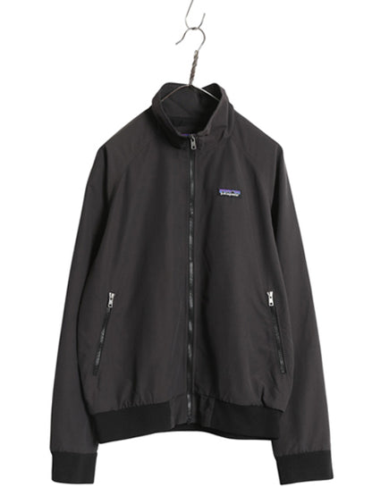 パタゴニア バギーズ ジャケット メンズ M 古着 19年製 アウトドア ナイロン ジャンパー フルジップ ハイネック ブルゾン ワンポイント 灰