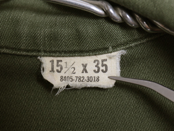 60s 米軍実物 US ARMY コットン サテン ユーティリティ シャツ M / ヴィンテージ OG107 シャツ袖 2nd 軍物 ミリタリー ワッペン付き カーキ