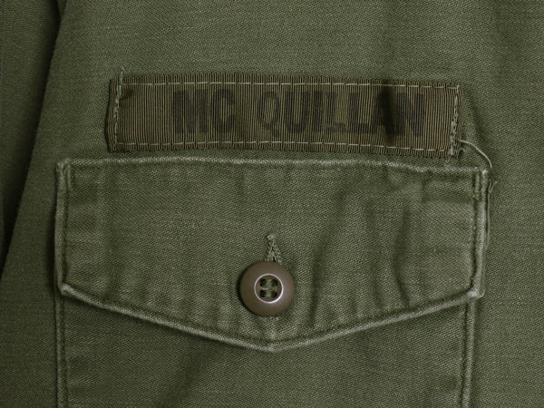 60s 米軍実物 US ARMY コットン サテン ユーティリティ シャツ M / ヴィンテージ OG107 シャツ袖 2nd 軍物 ミリタリー ワッペン付き カーキ