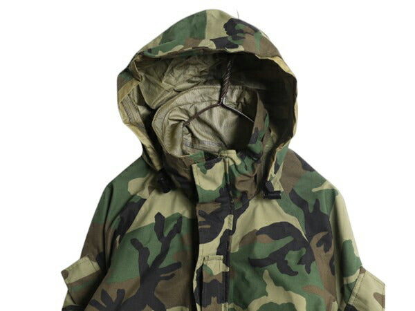 00s 米軍実物 USMC ECWCS ゴアテックス ウッドランドカモ 迷彩 ミリタリー ジャケット MEDIUM REGULAR / オールド 2nd GEN 軍物 収納フード