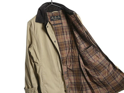バブアー ハーフ コート レディース L 程 Barbour 中綿 キルティング ジャケット ジャンパー 3ワラント ノンオイルド フルジップ ベージュ