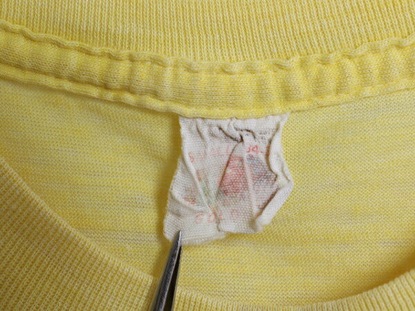 70s USA製 キャラキター 染込み プリント Tシャツ S 小さめ メンズ レディース XS 程 ヴィンテージ ネイティブ カレッジ イラスト イエロー