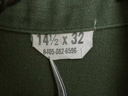60s 米軍実物 US ARMY コットン サテン ユーティリティ シャツ メンズ S 程 ヴィンテージ ミリタリー 軍物 筒袖 3rd OG107 アーミー カーキ
