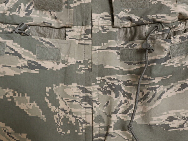 16年製 米軍実物 APECS デジタル タイガーカモ 迷彩 ゴアテックス ジャケット X-SMALL SHORT 古着 軍物 ミリタリー USAF ABU エアフォース