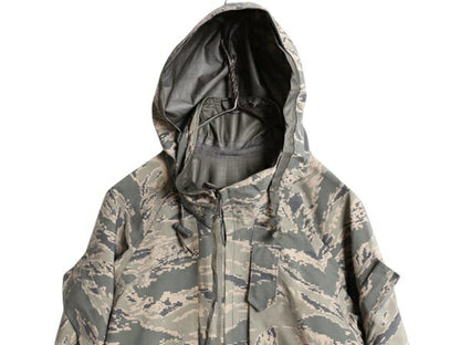 16年製 米軍実物 APECS デジタル タイガーカモ 迷彩 ゴアテックス ジャケット X-SMALL SHORT 古着 軍物 ミリタリー USAF ABU エアフォース