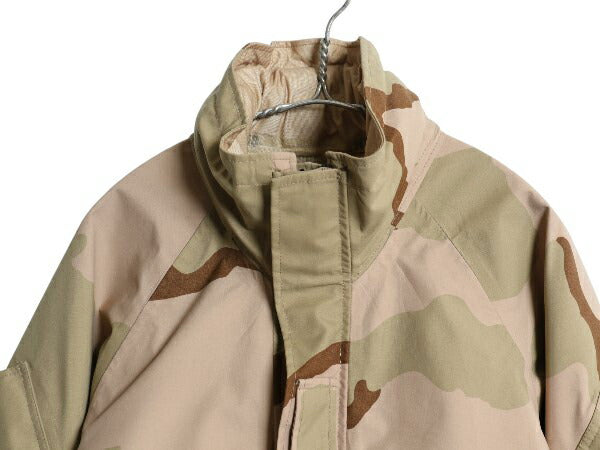 民間 モデル USMC ECWCS デザートカモ 迷彩 ゴアテックス ジャケット MEDIUM REGULAR ミリタリー 2nd GEN 軍物 海兵隊 マンパ  収納フード