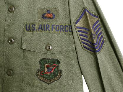 80s 米軍実物 US AIR FORCE ユーティリティ シャツ メンズ M 程 87年製 ヴィンテージ ミリタリー アーミー 軍物 OG507 フルパッチ オリーブ