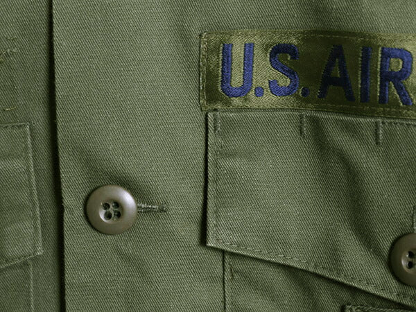 80s 米軍実物 US AIR FORCE ユーティリティ シャツ メンズ S / 85年製 ヴィンテージ ミリタリー アーミー 軍物 長袖シャツ OG507 ワッペン