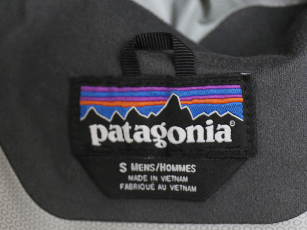 パタゴニア トレントシェル ナイロン パーカー ジャケット メンズ S 古着 16年製 アウトドア マウンテンパーカー パッカブル ツートン 撥水