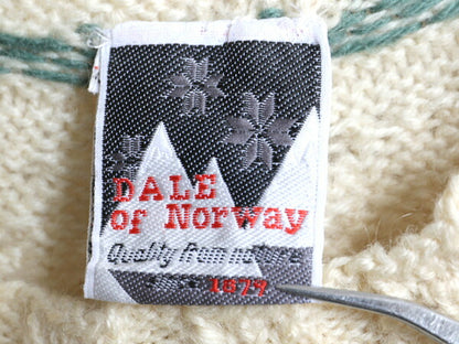 90s ノルウェー製 DALE OF NORWAY ノルディック ニット セーター メンズ M オールド ウール 求心柄 総柄 カギ編み モックネック ナチュラル