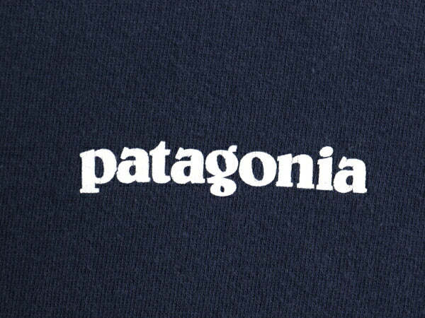 パタゴニア 両面 プリント 長袖 Tシャツ メンズ XS 古着 17年製 アウトドア ロンT ロングスリーブ ロゴT P6 バックプリント カットソー 紺