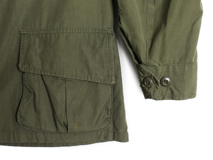 60s ★ 米軍実物 US ARMY 3rd ジャングルファティーグ ジャケット MEDIUM REGULAR 古着 ヴィンテージ ミリタリー ノンリップ オリーブ 無地