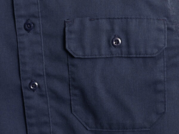 US企画 カーハート コットン ツイル 長袖 シャツ メンズ M / 古着 Carhartt ノーアイロン 無地 ワーク ポケット付き ワンポイント ボックス