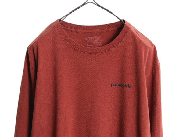 パタゴニア 両面 プリント 長袖 Tシャツ メンズ M 古着 アウトドア ロンT ロングスリーブ ロゴT  ボックスロゴ バックプリント テラコッタ