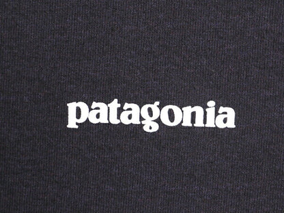 18年製 パタゴニア 両面 プリント 半袖 Tシャツ メンズ S / 古着 Patagonia アウトドア P6 ボックスロゴ バックプリント クルーネック 紺