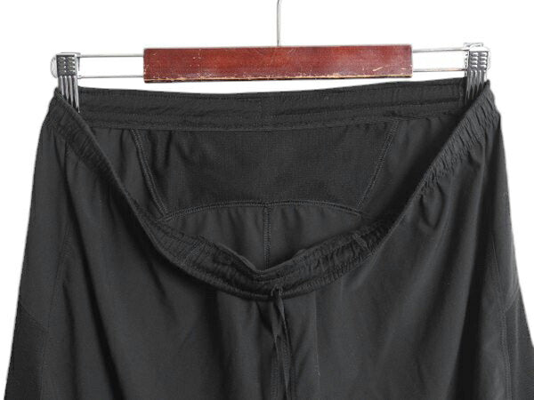 ノースフェイス ショートパンツ メンズ L 程/ ショーツ 薄手 ストレッチ 短パン ワンポイント イージーパンツ トレーニング ツートン 黒 灰