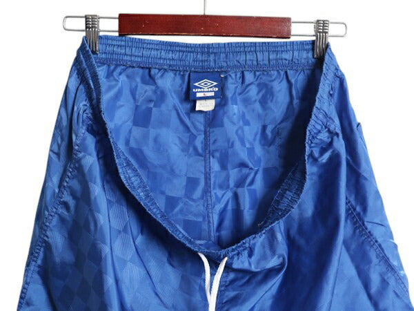 90s USA製 アンブロ ナイロン ショートパンツ メンズ L 古着 オールド チェック ショーツ スポーツ トレーニング ワンポイント サッカー 青
