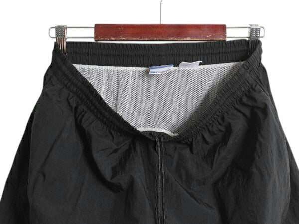 90s リーボック ナイロン ショート パンツ メンズ M 古着 オールド ショーツ 短パン 海パン 水陸両用 インナー付き ワンポイント 黒 スイム