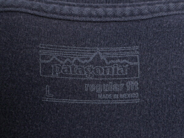 17年製 パタゴニア 両面 プリント 半袖 Tシャツ メンズ L / 古着 Patagonia アウトドア P-6 バックプリント ボックスロゴ クルーネック 紺