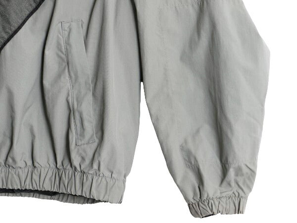 90s 99年製 米軍実物 US ARMY ナイロン トレーニング ジャケット MEDIUM SHORT / オールド 軍物 PFU ミリタリー ブルゾン ジャンパー 灰
