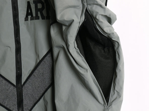 00s 米軍実物 US ARMY ナイロン トレーニング ジャケット LARGE REGULAR 古着 04年製 オールド ミリタリー IPFU 軍物 ジャンパー ブルゾン
