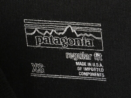 USA製 パタゴニア プリント 半袖 Tシャツ メンズ XS 17年製 アウトドア グラフィック アート イラスト ステッカー カットソー シンプル 黒