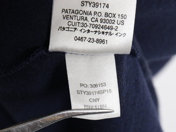 パタゴニア 両面 プリント 半袖 Tシャツ メンズ XL 古着 18年製 アウトドア P6 ボックスロゴ バックプリント クルーネック 大きいサイズ 紺