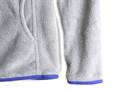 16年製 パタゴニア リツール スナップT プルオーバー ジャケット レディース S | 古着 Patagonia アウトドア パイル フリース ブルゾン 灰| 中古 フリースジャケット ジャンパー ハイネック POLARTEC ポーラテック ワンポイント パープル 胸ポケット ロゴ刺繍 アメカジ USED