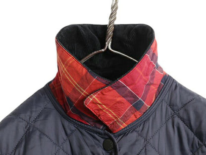 バブアー 中綿 ナイロン キルティング ジャケット キッズ 110cm 程 古着 Barbour 英国王室 ジャンパー ハーフ コート ブルゾン 紺 子供 服