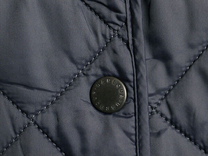 バブアー 中綿 ナイロン キルティング ジャケット キッズ 110cm 程 古着 Barbour 英国王室 ジャンパー ハーフ コート ブルゾン 紺 子供 服