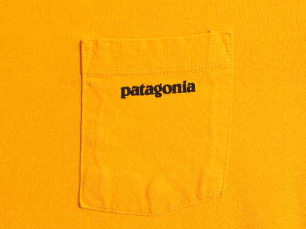 16年製 パタゴニア ポケット付き 両面 プリント 半袖 Tシャツ メンズ M / Patagonia アウトドア ポケT P-6 ボックスロゴ バックプリント 黄