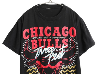 90s ブルズ アート イラスト プリント 半袖 Tシャツ メンズ L 程/ オールド NBA オフィシャル バスケ マイケル ジョーダン キャラクター 黒