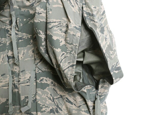 デッドストック 米軍実物 APECS デジタル タイガーカモ 迷彩 ゴアテックス ジャケット MEDIUM REGULAR / 14年製 ミリタリー 軍物 USAF ABU