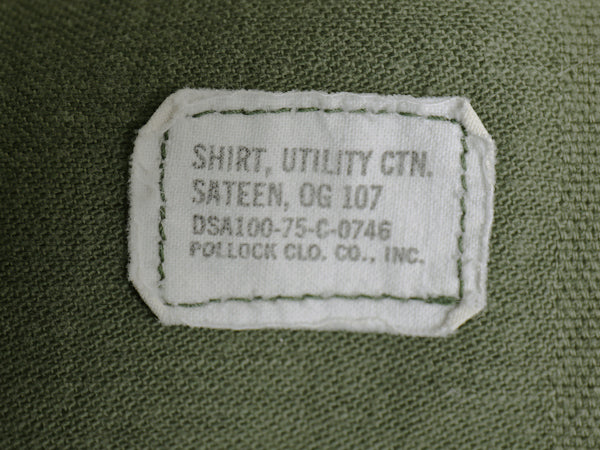 70s 米軍実物 US ARMY コットン サテン ユーティリティ シャツ M / 75年製 ヴィンテージ OG107 シャツ袖 4th 軍物 ミリタリー ワッペン付き