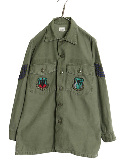 70s 米軍実物 US ARMY コットン サテン ユーティリティ シャツ M / 75年製 ヴィンテージ OG107 シャツ袖 4th 軍物 ミリタリー ワッペン付き