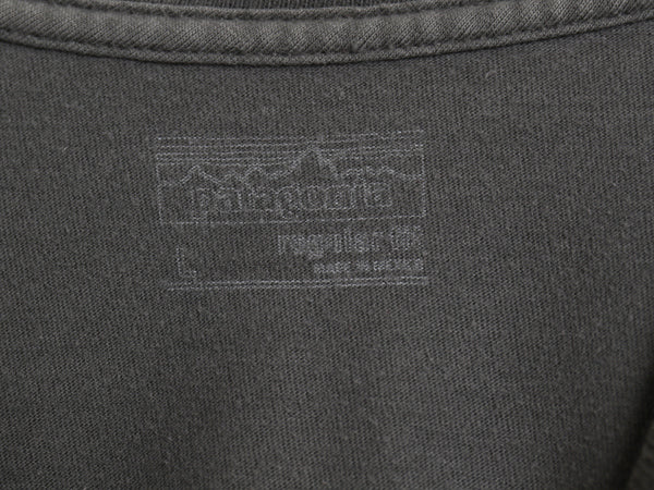 パタゴニア ポケット付き 両面 プリント 半袖 Tシャツ メンズ L / 16年製 アウトドア P6 バックプリント ボックスロゴ カットソー ポケT 灰