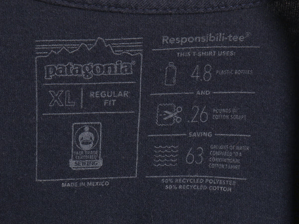 パタゴニア 両面 プリント 長袖 Tシャツ メンズ XL 19年製 アウトドア ロンT ロングスリーブ P6 バックプリント ボックスロゴ 大きいサイズ