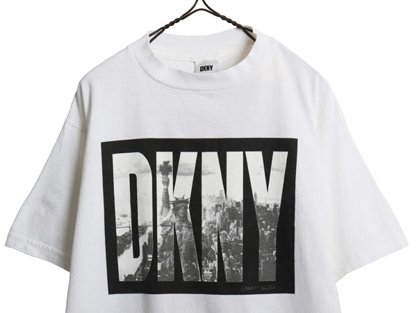 00s USA製 ☆ DKNY ダナキャラン ロゴ プリント Tシャツ メンズ XL 程 古着 オールド フォト グラフィック シングルステッチ 白 モノトーン