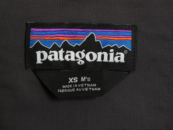 パタゴニア ナノエア ライト ベスト メンズ XS 古着 24年製 アウトドア 中綿 ナイロン フルジップ パッカブル 重ね着 薄手 軽量 撥水 濃灰
