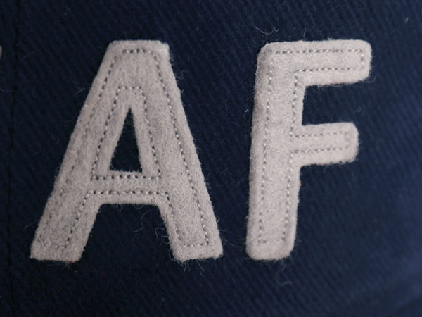 デッドストック USAF 刺繍 ベースボール キャップ フリーサイズ /  帽子 ミリタリー フェルト ワッペン トラッカー ワンポイント ネイビー