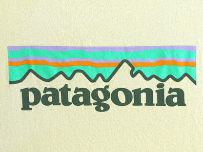 19年製 ■ パタゴニア プリント 半袖 Tシャツ レディース S Patagonia アウトドア フィッツロイ P-6 ロゴT クルーネック パステル イエロー